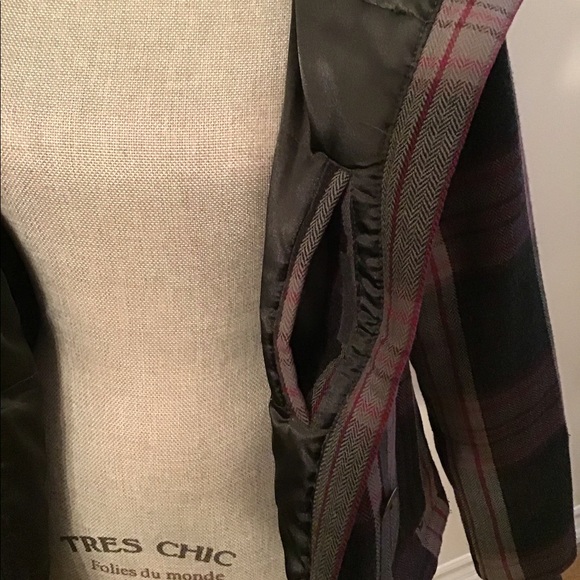 COLUMBIA coat - Picture 7 of 11